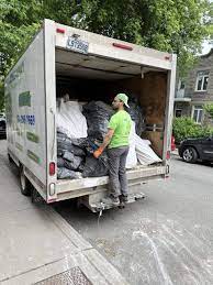 Best Carpet Removal and Disposal  in Briarcliff, TX